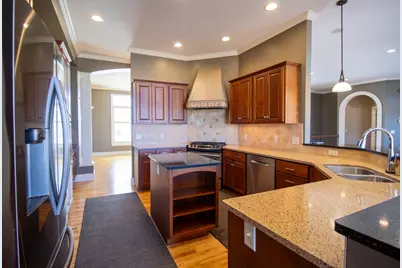508 Vangsness Street, Adams, MN 55909 - Photo 9