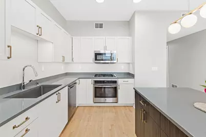 1240 S 2nd Street #511, Minneapolis, MN 55415 - Photo 13