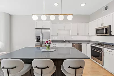 1240 S 2nd Street #511, Minneapolis, MN 55415 - Photo 9