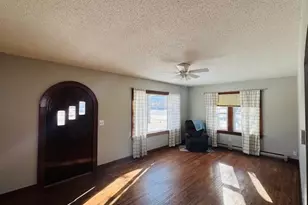 2660 King Ave, Slayton, MN 56172 - Photo 5