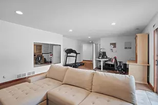 354 Glenmeadow St, River Falls, WI 54022 - Photo 57