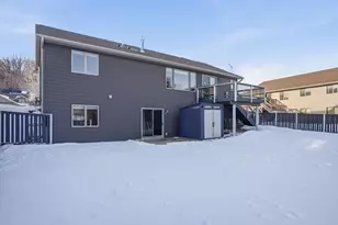 354 Glenmeadow St, River Falls, WI 54022 - Photo 17