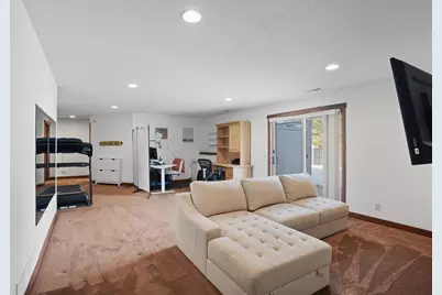 354 Glenmeadow Street, River Falls, WI 54022 - Photo 55