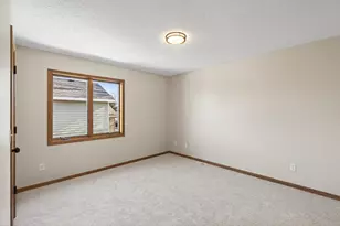 8480 Pelican Ct, Chanhassen, MN 55317 - Photo 19