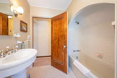 126 W 2nd Street, Blue Earth, MN 56013 - Photo 31