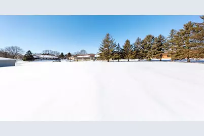 675 E Welco Drive, Montgomery, MN 56069 - Photo 5