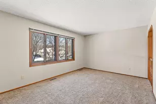 13168 Crocus St NW, Coon Rapids, MN 55448 - Photo 19