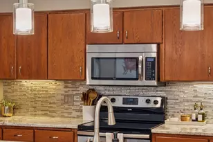 1675 Brueberry Ln, Arden Hills, MN 55112 - Photo 13