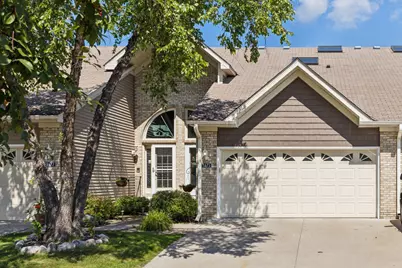 1675 Brueberry Lane, Arden Hills, MN 55112 - Photo 3