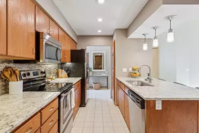 1675 Brueberry Lane, Arden Hills, MN 55112 - Photo 9