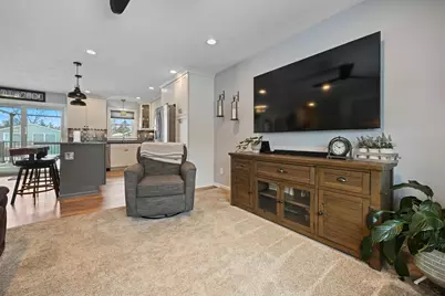 2480 Ryan Avenue E, North Saint Paul, MN 55109 - Photo 5