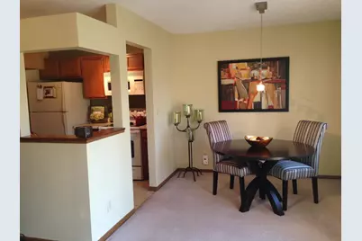 10906 Quebec Avenue S, Bloomington, MN 55438 - Photo 3