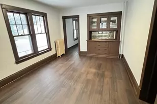 1021 Charles Ave, Saint Paul, MN 55104 - Photo 7