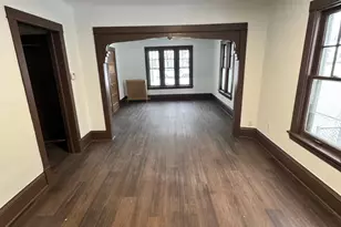 1021 Charles Ave, Saint Paul, MN 55104 - Photo 5