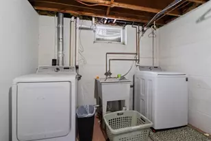 1524 W Arrowhead Rd, Duluth, MN 55811 - Photo 17