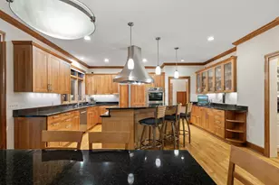 19750 Muirfield Cir, Shorewood, MN 55331 - Photo 23