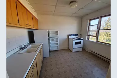 10 1st Avenue NW, Wells, MN 56097 - Photo 11