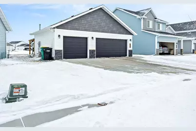 1011 Barnes Drive W, West Fargo, ND 58078 - Photo 43