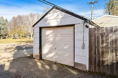 6904 Minnetonka Boulevard, Saint Louis Park, MN 55426 - Photo 19