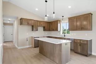1175 Wisteria Ln, New Richmond, WI 54017 - Photo 5