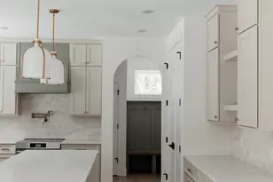 4132 Victoria St, Shoreview, MN 55126 - Photo 9