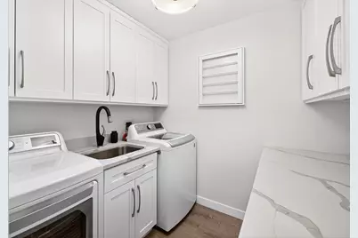 8441 Irwin Road #205, Bloomington, MN 55437 - Photo 9