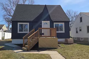 808 Freeborn Ave, Albert Lea, MN 56007 - Photo 1