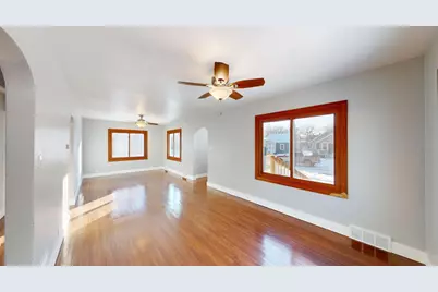 808 Freeborn Avenue, Albert Lea, MN 56007 - Photo 7