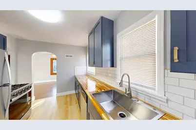 808 Freeborn Avenue, Albert Lea, MN 56007 - Photo 9