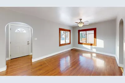 808 Freeborn Avenue, Albert Lea, MN 56007 - Photo 5