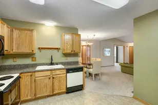 8746 Baxter Way, Inver Grove Heights, MN 55076 - Photo 13