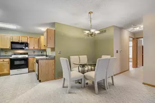 8746 Baxter Way, Inver Grove Heights, MN 55076 - Photo 9