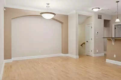 547 S 10th Street, Minneapolis, MN 55404 - Photo 9