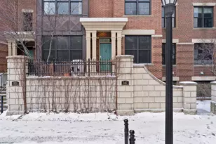 547 S 10th St, Minneapolis, MN 55404 - Photo 1