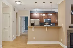 547 S 10th St, Minneapolis, MN 55404 - Photo 11