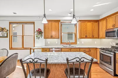 698 Bibeau Court, Vadnais Heights, MN 55127 - Photo 9