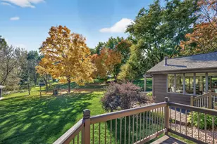 18869 Clear View Dr, Minnetonka, MN 55345 - Photo 21