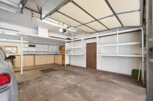 18869 Clear View Dr, Minnetonka, MN 55345 - Photo 37