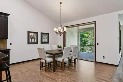 8627 Lake Riley Drive, Chanhassen, MN 55317 - Photo 9