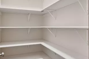 8627 Lake Riley Dr, Chanhassen, MN 55317 - Photo 7