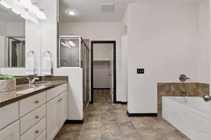 8627 Lake Riley Dr, Chanhassen, MN 55317 - Photo 13