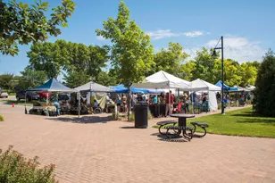 8627 Lake Riley Dr, Chanhassen, MN 55317 - Photo 47