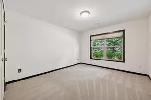 8627 Lake Riley Dr, Chanhassen, MN 55317 - Photo 21