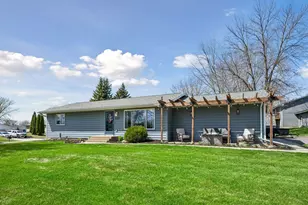 5507 Sunset Cir, Rockford, MN 55373 - Photo 5