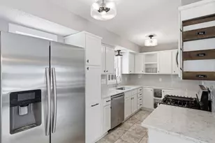 653 109th Ln NE, Blaine, MN 55434 - Photo 5