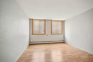 2525 3rd Ave S, Minneapolis, MN 55404 - Photo 9