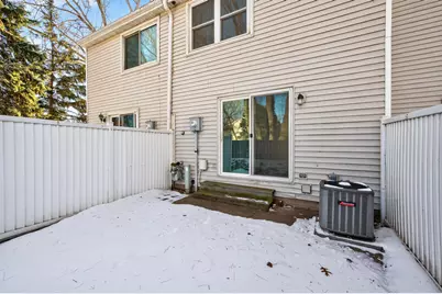 1496 Granada Avenue N, Oakdale, MN 55128 - Photo 21