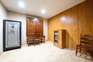 1708 Woodland Rd, Saint Cloud, MN 56304 - Photo 41