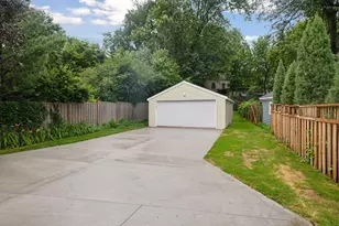 604 Morgan Ave S, Minneapolis, MN 55405 - Photo 37