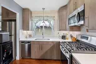 13445 Heather Hills Dr, Burnsville, MN 55337 - Photo 7